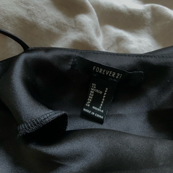 Satin high/low dress - Picture 7 of 8